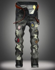 Créateur de mode masculine Ripped Jeans rétro Badge Badge Washed Biker Denim Pantal