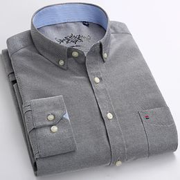 Chemise Oxford à manches longues pour hommes, couleur unie, poche plaquée unique, conception Simple, chemises à col boutonné, coupe standard décontractée, 240119