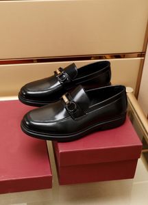 Mocassins en cuir véritable à enfiler pour hommes, chaussures plates respirantes, de marque, pour bureau, fête de mariage, robe formelle, taille 38-44