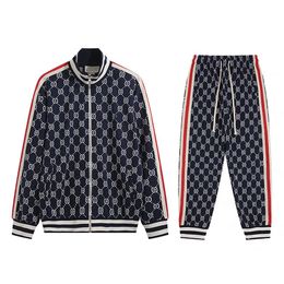 Survêtements de mode pour hommes lettre broderie modes d'été Designer tracksuitsr pull à manches courtes pantalon de jogging suit249B