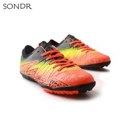 Chaussures de football pour hommes antidérapantes bottes de football imperméables FG Lowhand bottes d'entraînement S77030 231228