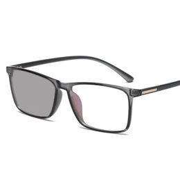 Lunettes pour hommes AntiBluray lunettes décolorées lunettes de soleil mode tr90 mode Vintage carré soleil changement de couleur Antivertigo NX4873872