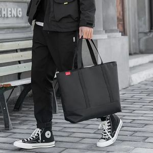 Sac à main pour hommes fourre-tout japonais Oxford tissu mode sacs à bandoulière pour homme de luxe concepteur grand étudiant noir mâle décontracté main 240326