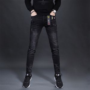 Jeans en denim noir extensible de haute qualité pour hommes, pantalons en jean à la mode Nobility Slim Fit, ClassicStylish; 211011