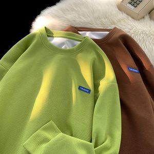 Sweats à capuche pour hommes Sweatshirts 9 couleurs Sweat-shirt à col rond pour hommes Conception d'étiquetage Style coréen Gaufre Casual Pulls masculins en vrac 230823