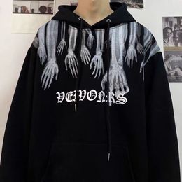 Heren Hoodies Sweatshirts Donkerzwarte trui met capuchon voor High Street Skeleton Ghost Handgedrukte sporthoodie Losse hiphopkleding 230803