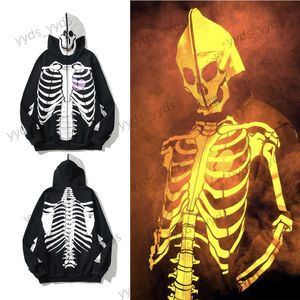 Heren Hoodies Sweatshirts Star Style Design Hip Hop Donkere Wind Bushed Fleece Hooded Skull Bone Cardigan Sweater Coat T230406