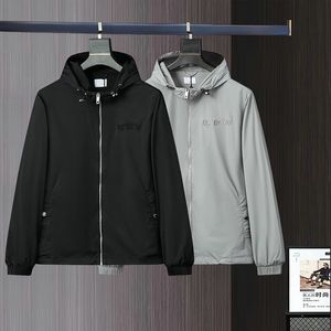 Veste pour hommes Manteau Caps Veste de bombardier de luxe de haute qualité Lettre Rouge Veste à rayures Automne Mode Sweats à capuche en plein air Manteaux Triangle Badge Coupe-vent M-XXL