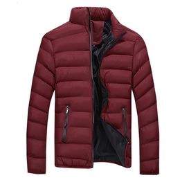 Herenjassen Heren Winter Warm Slim Fit Dikke Bubble Jas Casual Jas Bovenkleding Mode Opstaande Kraag Parka Kleding Ropa Hombre 230922