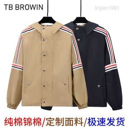 Chaquetas para hombre TB browin nueva chaqueta casual de Otoño Invierno coreano rojo blanco azul raya abrigo con capucha chaqueta de doble botonadura
