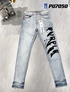 Jeans pour hommes 2019 nouveau jean pour hommes violet avec impression d'étiquettes High Street Slim Fit Hip-hop Denim pantalon de créateur bleu clair 231215