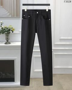 Jeans pour hommes Biker v Marque Designer de luxe Treillis High Street Jean droit Bleu lavé Big Hole Zipper Pattern Pantalon Pantalon noir 29-42