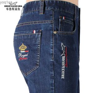 Jeans pour hommes Bruce Shark Jeans en denim pour hommes avec des jambes droites à la mode et des jambes droites décontractées et lâches de grande taille dans de grandes tailles toute la saison