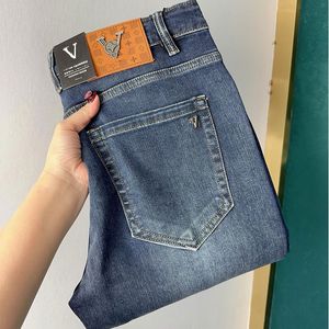 Jeans pour hommes Designer 24SS jeans imprimé complet ll pantalon de mode lourd jeans polyvalent jeans masculin en livraison gratuite