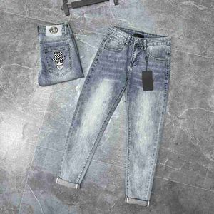 Herenjeans designer Correct Top Edition Hoge kwaliteit Nieuw zakpatroon Metalen accessoires Legging Trendy