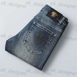 Jeans pour hommes Designer pour hommes en lâches de jean bascule.
