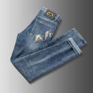Heren jeans designer shorts Broek met rechte pijpen Grote borduursels Casual broeken Gewassen mode War Horse Print Rits Toegangscontrole Denims