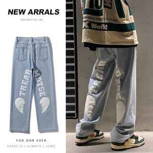 Heren Jeans Engeland Stijl Hart Brief Borduren Streetwear Mannen Hip Hop Broek Vintage Rechte Denim Broek Pantalones Hombre 230825