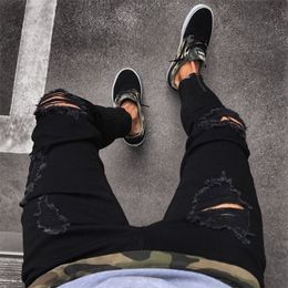 Jeans pour hommes Mode Cool Designer Noir Ripped Skinny Détruit Effiloché Slim Fit Denim Pantalon Zipper Hop Pantalon Trous Pour Hommes 220831