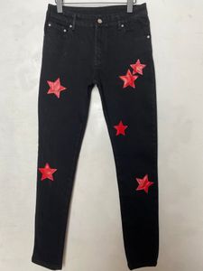 Pantalon jeans pour hommes Long Skinny Cuir Noir rouge blanc Étoile à cinq branches Détruire la couette Ripped Straight Hole créateur de mode jea2476