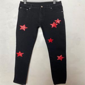 Heren jeans broek Lang Skinny Leer Zwart rood wit Vijfpuntige Ster Vernietig de quilt Gescheurd Recht gat modeontwerper jea255R