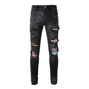 Jeans pour hommes Design de style rock punk Hommes Cracked Patchs plissés Biker Patchwork Stretch Denim Pantalons Trous Ripped Pantalons Jeans skinny 230809