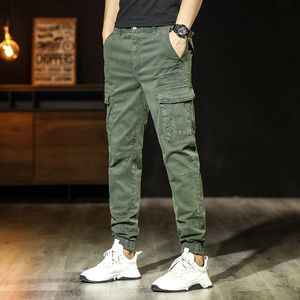 Heren jeans streetwear mode heren elastische grote zakken casual cargobroek hombre legergroen kaki gesplitst designer hiphop joggers 230825