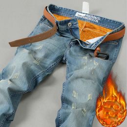 Hommes Jeans Hiver Automne Chaud Slim Fit Business Mode Épaissir Denim Pantalon Polaire Stretch Marque Pantalon Bleu HOWDFEO 230922