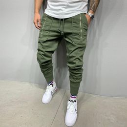 Joggers para hombre Pantalones de carga ocasionales Ropa deportiva delgada Pantalones de chándal flacos Cremallera Parche Bolsillo Elástico Pie Pantalones Hombres Pantalones 210406