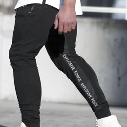 Joggers pour hommes pantalons décontractés Fitness vêtements de sport pour hommes bas de survêtement pantalons de survêtement maigres pantalons noirs gymnases joggeurs pantalons de survêtement