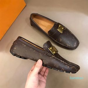 Mens Leather Designer Dress Shoes Gentle Men Brand Officiële flats Casual comfort Breath Loafers