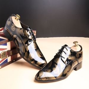 Leren herenschoenen Britse afdrukken Marine Bule Black Brow Oxfords Platte kantoorfeest Bruiloft Ronde neus Mode GAI