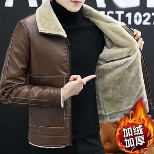 Diseñador de chaqueta de cuero para hombre Lambrera de cordero de invierno y espesas de la ropa de motocicleta de otoño suave y suave Juql