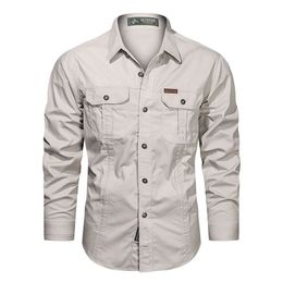 Mens à manches longues Coton Cotton Cotton High Quality Multi-poche Militar Overshirt Clothing Cargo Work Shirts 240423
