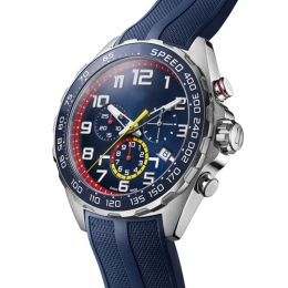 Heren luxe sporthorloges Designer merk horloge 3 dialQuartz horloges Herenmode siliconen band Multi Color Militaire analoogc