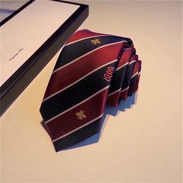 Heren stropdie Designer Ties Business Casual Women Fashion Wedding Tie Men Letters Silk Neck Ties Cravate Unisex met doos nekkleding259m