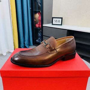 Hommes Oxfords en cuir Design italien mode marques de luxe Double couleur bureau formel bout pointu hommes robe chaussures de mariage MKJJJ0001