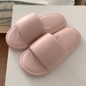 Mens pantoufle designer pantoufle femme mode rose classiques plage toboggan sandales d'extérieur noir blanc pantoufles de massage taille 36-41
