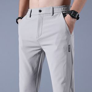 Pantalones para hombres Spring Summer Golf Elasticidad de alta calidad Fashion informal Biros transpirables Grees Green 230426