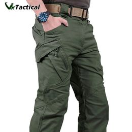 Pantalons pour hommes Cargo tactique hommes en plein air imperméable SWAT Combat militaire Camouflage pantalon décontracté multi poche mâle travail Joggers 5XL 231204