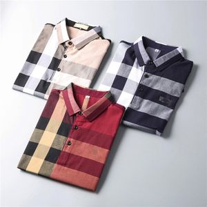 Polo pour hommes marque rétro classique t hommes t-shirts broderie à manches courtes été revers couleur unie poitrine lettre décoration topsM-3XL