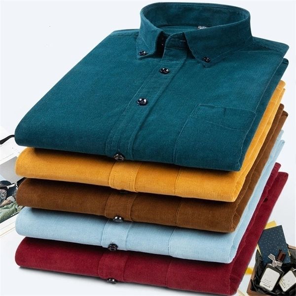 Polos pour hommes 100% coton grande taille 7XL chemise en velours côtelé décontracté à manches longues coupe régulière chemises habillées pour hommes poche confortable 221007