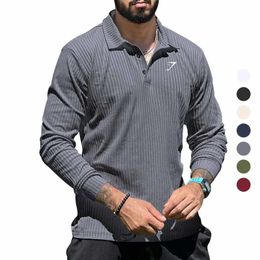 Polos pour hommes automne et hiver polo décontracté solide haut à rayures en plein air polyvalent col confortable à manches longues pour hommes 230823