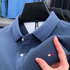 Mens Polos Luxury -kwaliteit Springsummer 100 Pure Cotton Mens Polo Shirt met voortreffelijk borduurwerk op de Koreaanse Rapel Koreaanse mode lange mouwen versie voor herenkleding