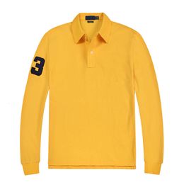 Chemises pour hommes Polos à manches longues t-shirt T-shirt Design Couleurs solides Bouton de cou de mass