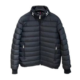 Veste matelassée pour hommes Dernier style Manteau d'hiver en duvet Vestes de designer à capuche Longue poche zippée Coupe-vent en duvet de canard Épais Parka chaude Mode décontractée