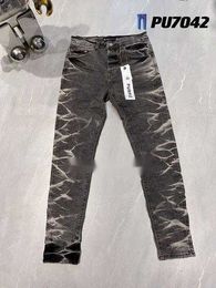 Diseñador de jeans morados para hombre Apilados para Hip Hop Cremallera Agujero Lavado jeans Pantalones Retro Rasgado Doblez Costura Hombres Diseño Motociclismo Cool Slim Pant 2938