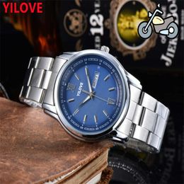 Reloj de movimiento importado de cuarzo para hombre Reloj con correa de acero inoxidable de 40 mm Reloj de pulsera con calendario de misión de capa luminosa de negocios multifunción a prueba de agua