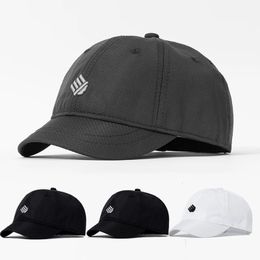 Mens Quick Dry Short Brim Baseball Cap Unisexe Summer Outdoor Sports Lettre broderie Snapack Caps UMPIRE DAD HATS 240410