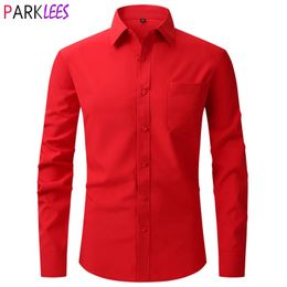 Heren Red Drail Shirts Spring Regular Fit Long Sleeve Shirt Men Formele bruiloft Elastische Easy Care Shirt Male Chemise 2xl 240329